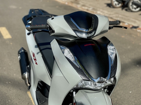 HONDA SH350I FULL "VŨ TRANG" KHI VỪA LĂN BÁNH KHỎI SHOWROOM